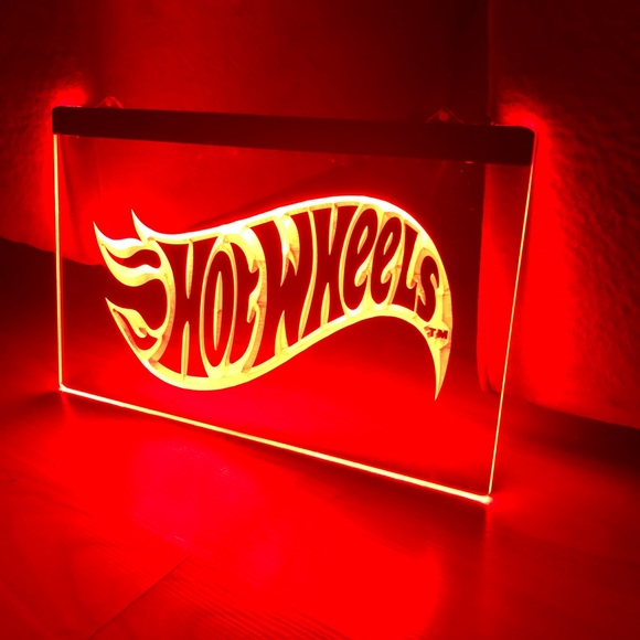 HOT WHEELS LED NEON LIGHT SIGN 8x12 - Picture 2 of 3